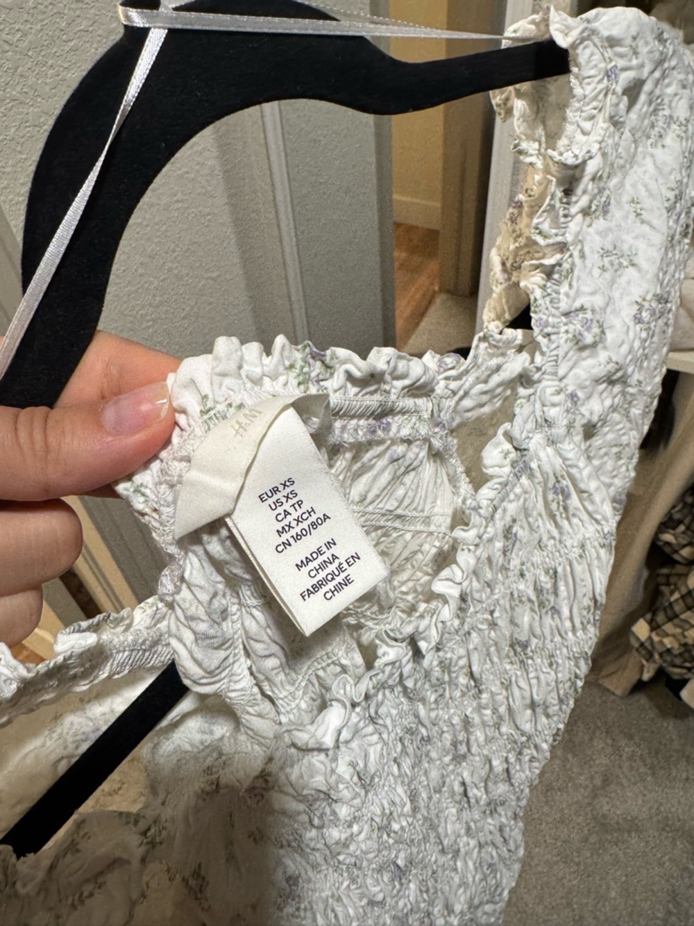 H&M White Smocked Puff-Sleeve Midi Dress - Picture 3 of 3